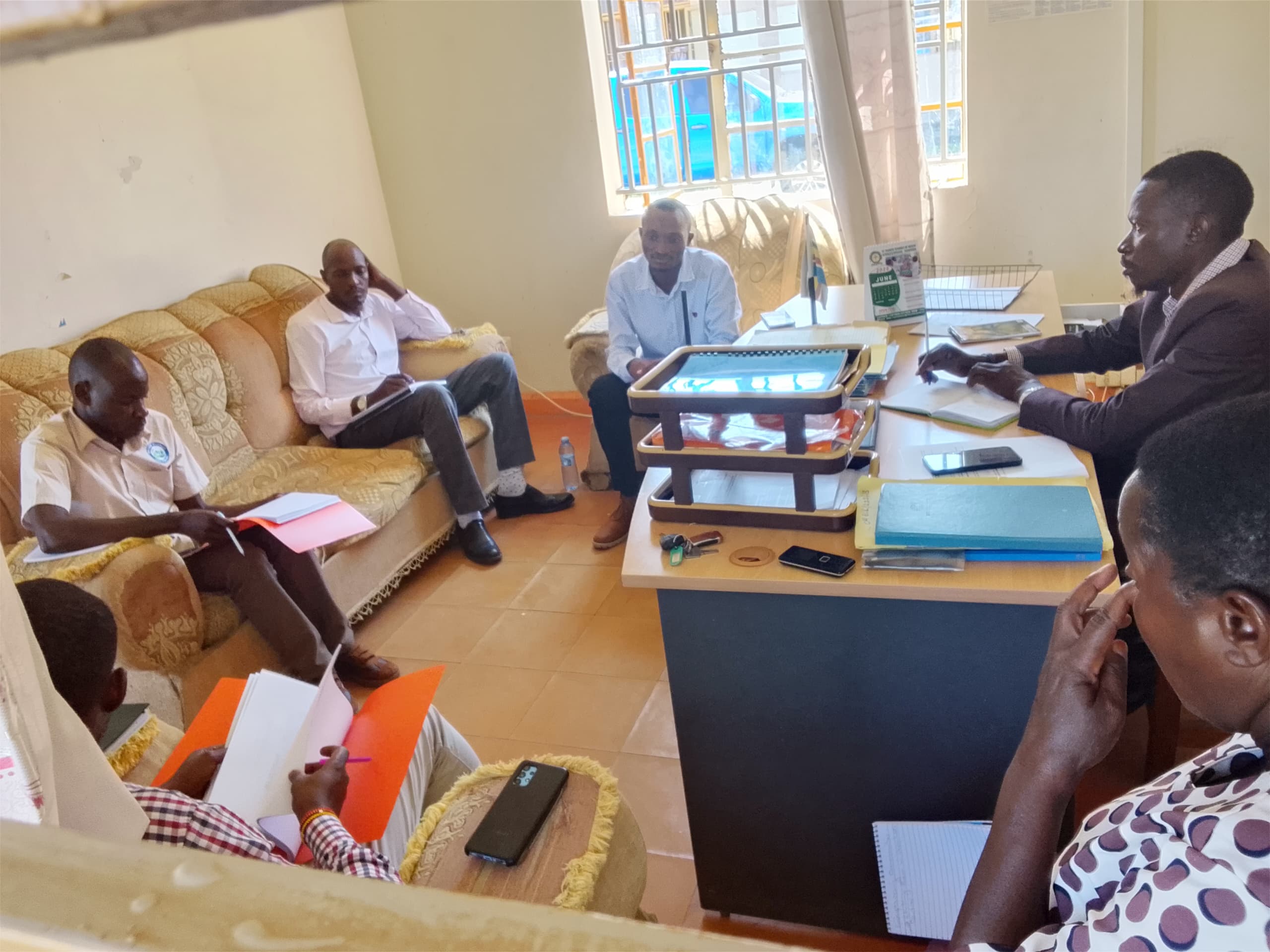 Organisation stakeholders meeting to review plans and responsibilities
